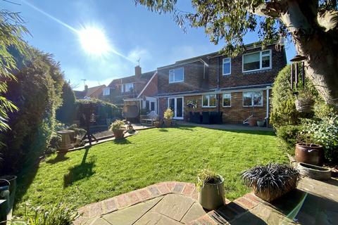 4 bedroom detached house for sale, Willingdon Road, Eastbourne, East Sussex, BN20