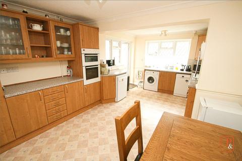 12 Arbour Way, Colchester, CO4 9BD