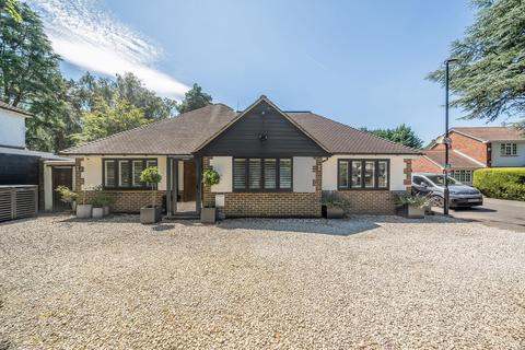 3 bedroom detached bungalow for sale, Hayes Lane, Kenley CR8