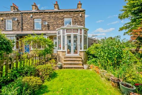 3 bedroom terraced house for sale, Russell Grove, Birkenshaw, Bradford, West Yorkshire, BD11