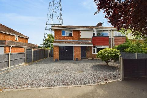 4 bedroom end of terrace house for sale, Windsor Avenue, Worcester, Worcestershire, WR2