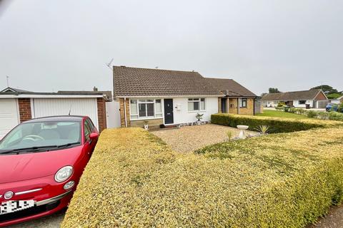 2 bedroom semi-detached bungalow for sale, Elmhurst Close, Angmering, West Sussex