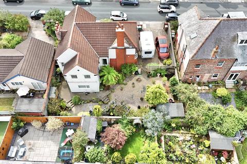 4 bedroom detached house for sale, Sandymount Drive, Wallasey, Wirral, CH45