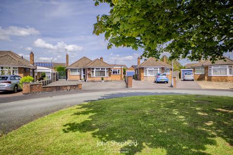 3 bedroom bungalow for sale, St. Austell Close, Stafford, Staffordshire, ST17