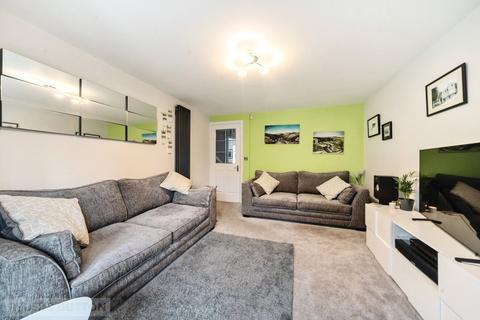 4 bedroom detached house for sale, Hurst Crescent, Glossop, SK13