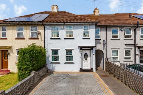 3 bedroom semi-detached house for sale, Gloucester Road, Gravesend