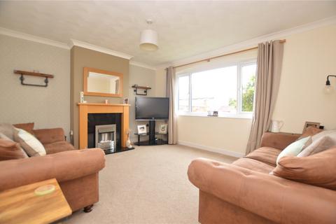 3 bedroom semi-detached house for sale, The Crest, Swillington, Leeds, West Yorkshire