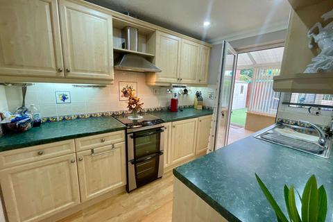 3 bedroom semi-detached house for sale, St Martins Green, Trimley St Martin, IP11