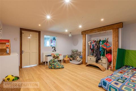 20 Grange Avenue, Marsden, Huddersfield, HD7 6AQ