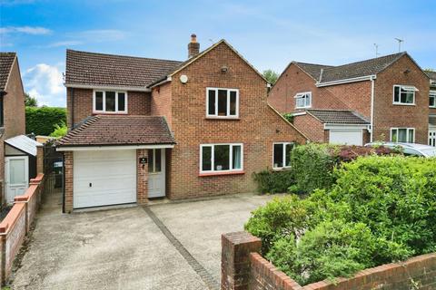 4 bedroom detached house for sale, Harts Leap Road, Berkshire GU47