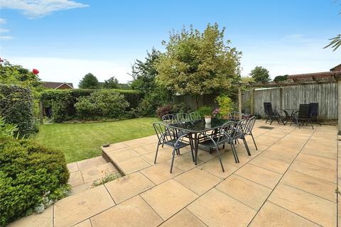 4 bedroom detached house for sale, Harts Leap Road, Berkshire GU47