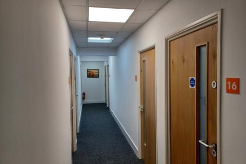 Office to rent, 30 The Courtyard, Worthing Road, Horsham, RH12 1SL