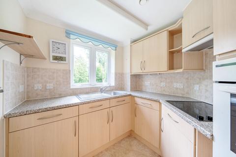 1 bedroom ground floor flat for sale, Limpsfield Road, Warlingham CR6