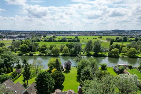 2 bedroom apartment for sale, Boundary Lane, The Warren, Caversham Heights