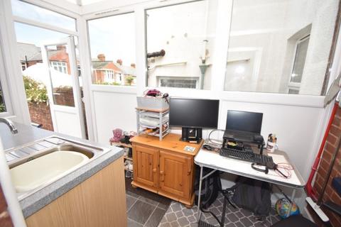 40 Bonnington Grove, Exeter, EX1 2QY