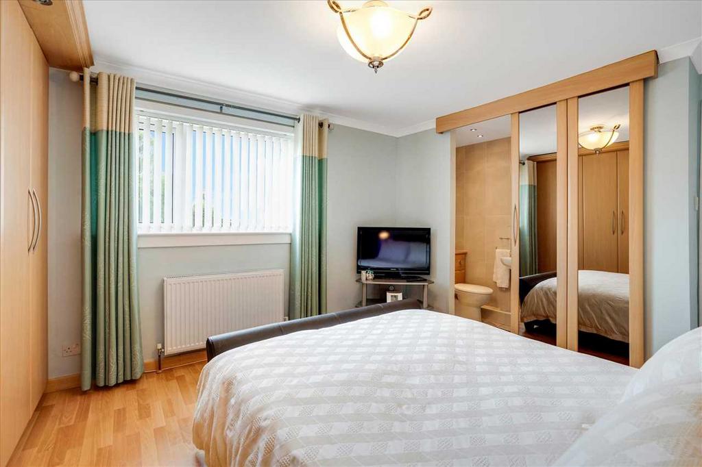 Bedroom Two (1)