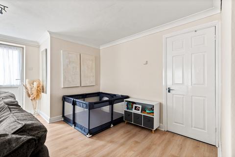 1 bedroom flat for sale, Clarendon Street, Dover, CT17