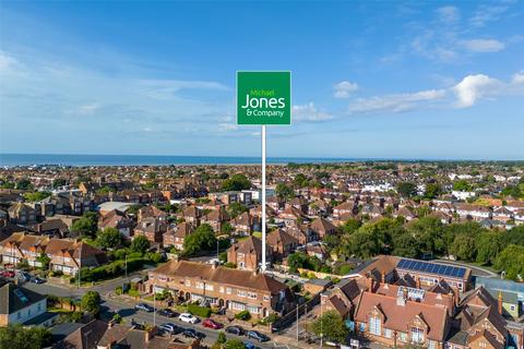 1 bedroom flat for sale, Elm Grove, Worthing, West Sussex, BN11