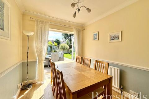 50 Milton Avenue, Hornchurch, RM12 4BW