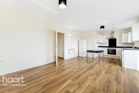 2 bedroom apartment for sale, Chingford Mount Road, Chingford
