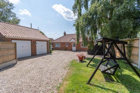 3 bedroom detached bungalow for sale, Back Lane, Mileham, PE32