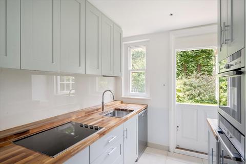 3 bedroom flat for sale, Hornton Street, London, W8