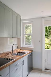 3 bedroom flat for sale, Hornton Street, London, W8