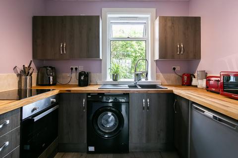 2 bedroom ground floor flat for sale, Stenhouse Drive, Stenhouse, Edinburgh, EH11