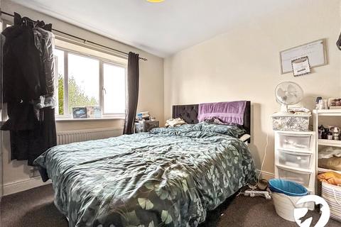 2 bedroom flat to rent, Cutter House, Macarthur Close, Erith, DA8