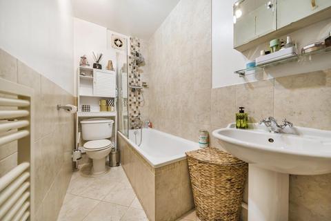 1 bedroom flat for sale, Leopold Road, Wimbledon