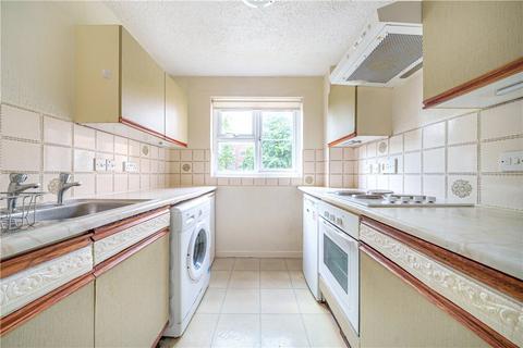40 Parish Gate Drive, Sidcup, DA15 8TH