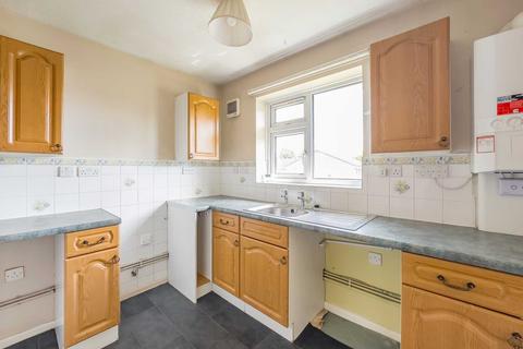 2 bedroom apartment for sale, Lineham Court, Liversedge