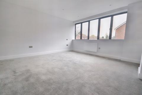 2 bedroom flat for sale, Salisbury City Centre