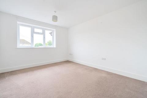 2 bedroom maisonette for sale, Aylesbury,  Buckinghamshire,  HP20