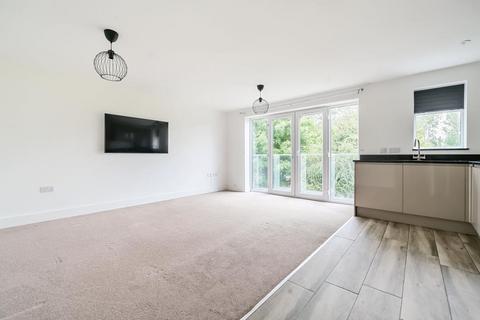 2 bedroom maisonette for sale, Aylesbury,  Buckinghamshire,  HP20