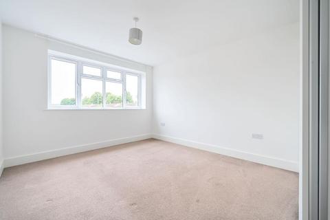 2 bedroom maisonette for sale, Aylesbury,  Buckinghamshire,  HP20