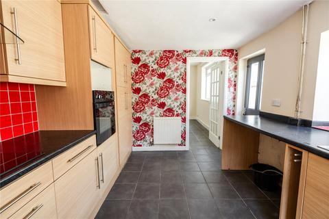 3 bedroom terraced house to rent, Blundell Avenue, Cleethorpes, Lincolnshire, DN35
