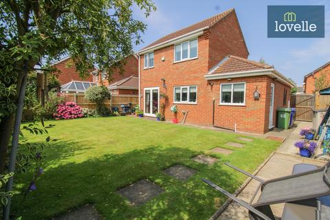 3 bedroom detached house for sale, Defender Drive, Grimsby DN37