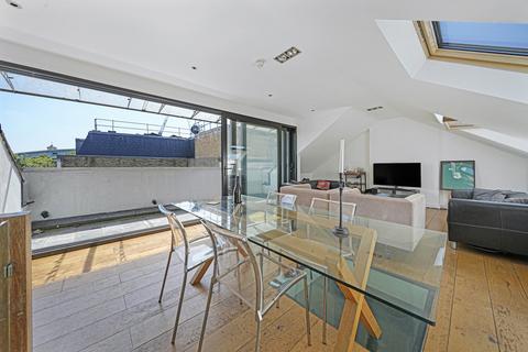 3 bedroom flat for sale, Camden Road, Camden, N7