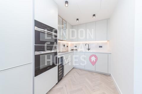 1 bedroom apartment to rent, Valencia Tower,  Bollinder Place, London