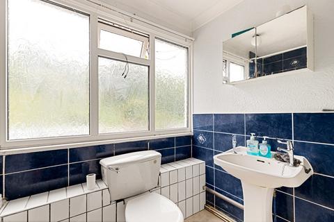 50 Kimberley Close, Dover, CT16 2JW