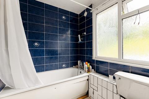 50 Kimberley Close, Dover, CT16 2JW