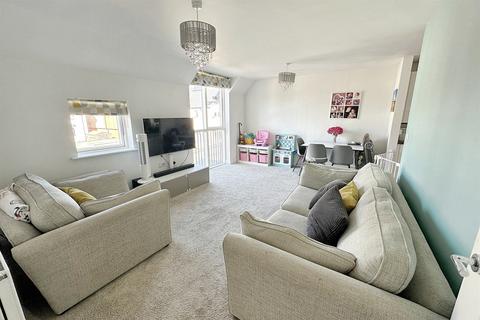 2 bedroom flat for sale, St Ives