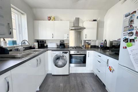 2 bedroom flat for sale, St Ives