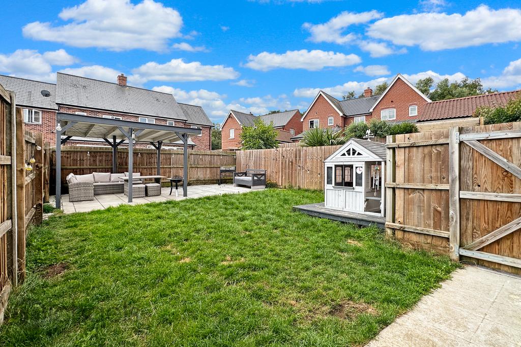 Outside, Garden &amp; Parking