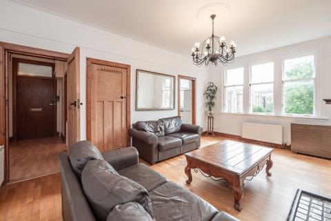 2 bedroom flat for sale, 91 (3F1) Comely Bank Road, Comely Bank, Edinburgh, EH4