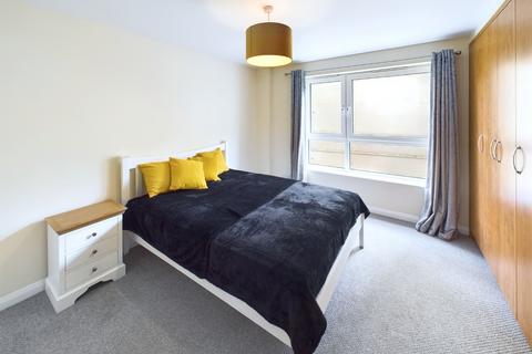 2 bedroom flat to rent, Lindsay Road, Newhaven, Edinburgh, EH6