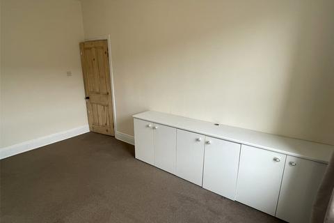 2 bedroom terraced house to rent, Ashfield Terrace, Thorpe, Wakefield, West Yorkshire, WF3