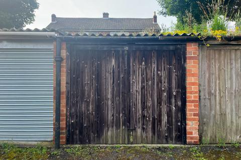 Garage for sale, Sour Milk Hill Lane, Gateshead, Tyne and Wear, NE9