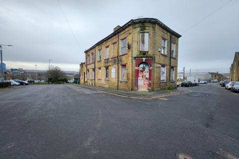 Bar and nightclub to rent, Bradford, BD1